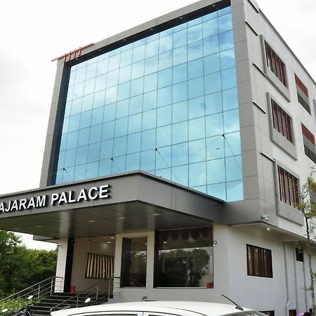 Sai Rajaram Palace شيردي المظهر الخارجي الصورة